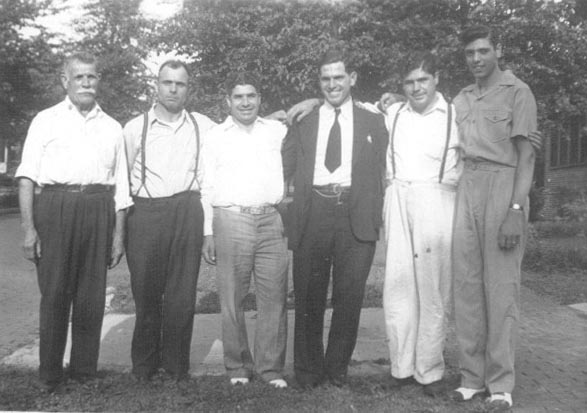 Nick Pagoria (Vincent's son) is the person on the far right in this picture